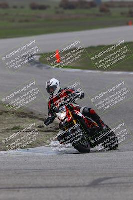 media/Nov-30-2025-TrackDaz (Sun) [[d8b22663df]]/A Group/Session 3 (Off Ramp)/